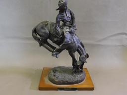 Frederick Remington "Outlaw" statue