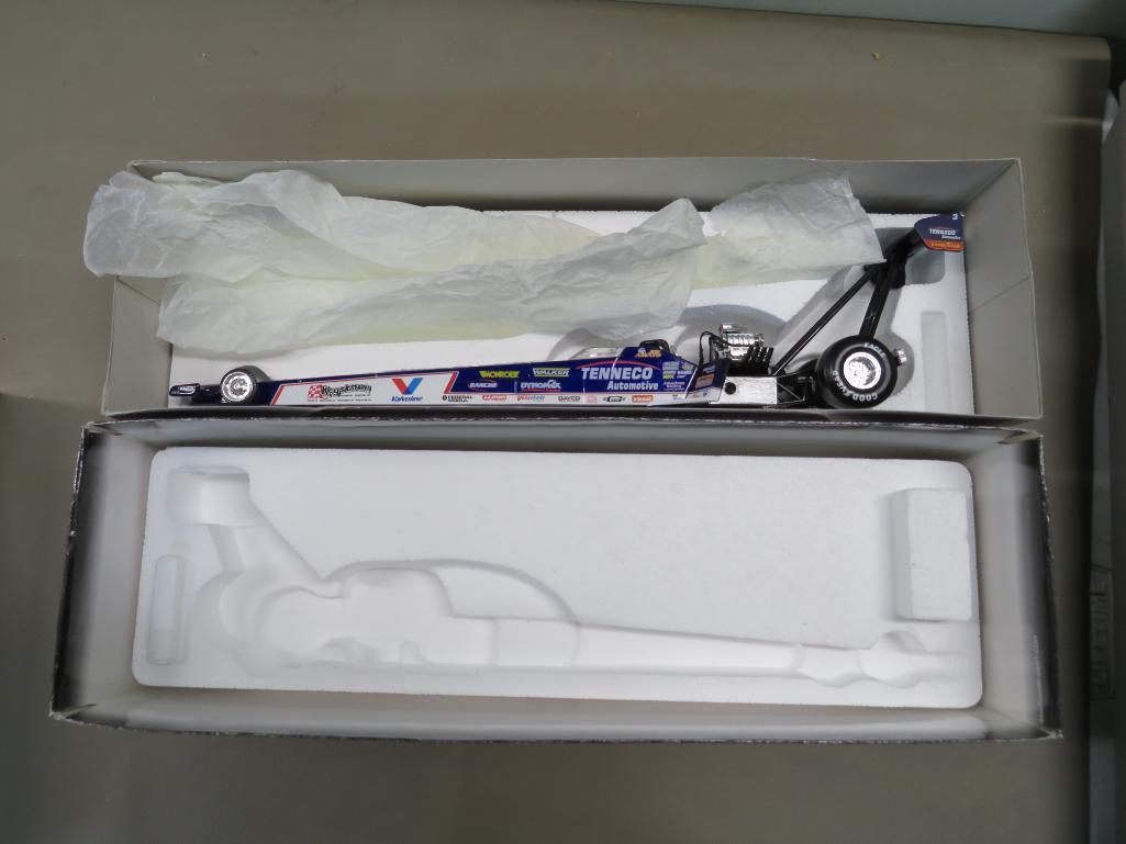 1999 Mac Tools Model Cars