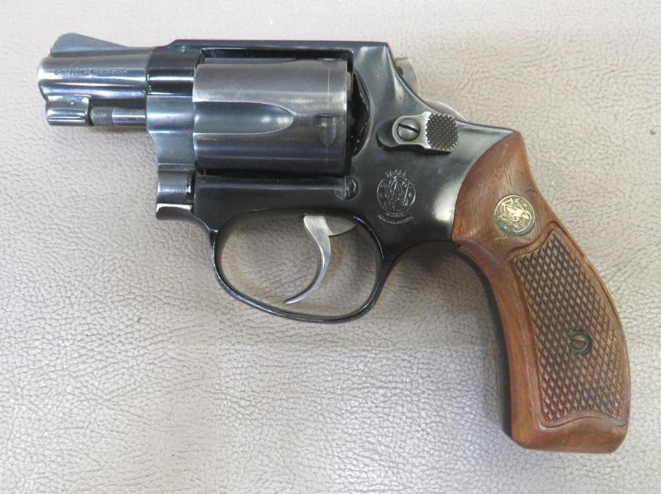 Smith & Wesson - 37 Airweight