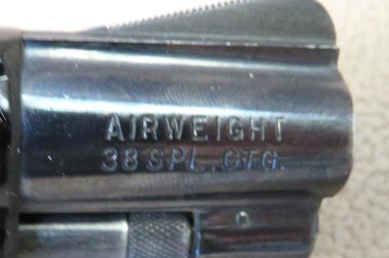 Smith & Wesson - 37 Airweight