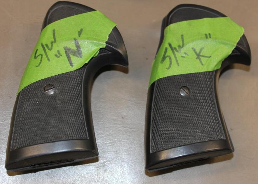 Jr. Mossberg 500 12 Gauge Stock and Mixed Handgun Grips