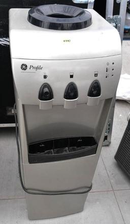 GE Profile Water Dispenser