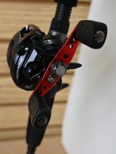 Abu Garcia Black Max Bait cast Reel with Cabela's IM6 Rod