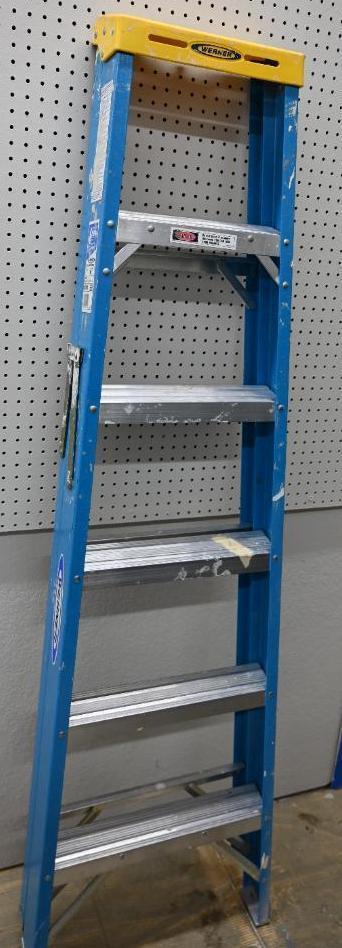 Werner 6' model 6006 Fiberglass Ladder