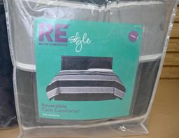 Two Room Essential Twin Size Comforters