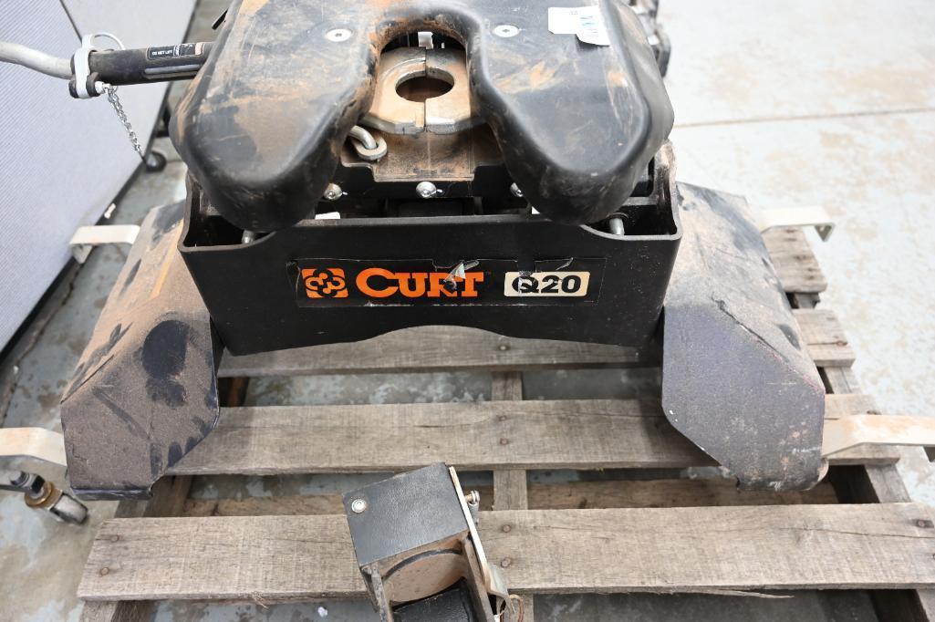 Curt Q20 Fifth Wheel Hitch