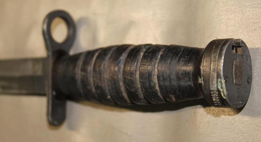 Camillus M4 WWII Bayonet in Scabbard