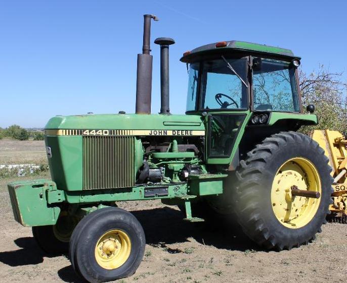 John Deere Tractor No 4440P 021170R