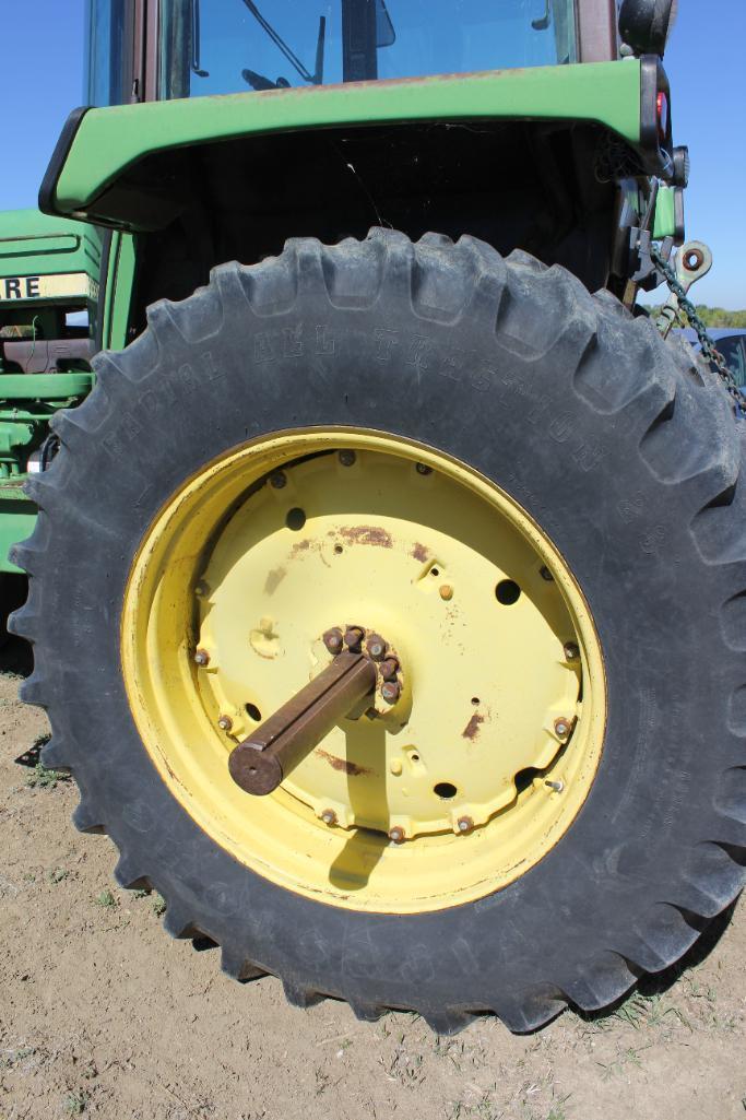 John Deere Tractor No 4440P 021170R