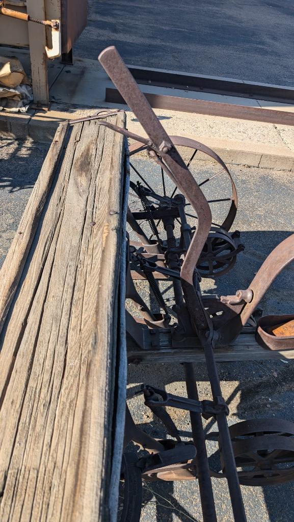 John Deere Beet Seeder