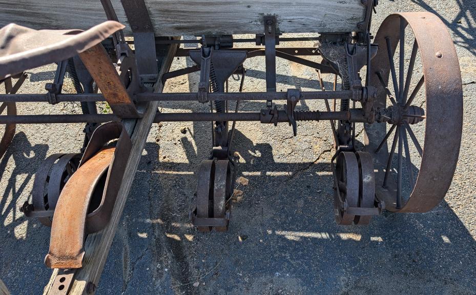 John Deere Beet Seeder