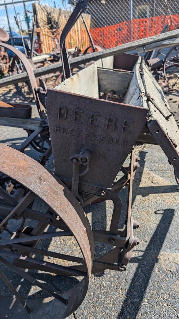 John Deere Beet Seeder