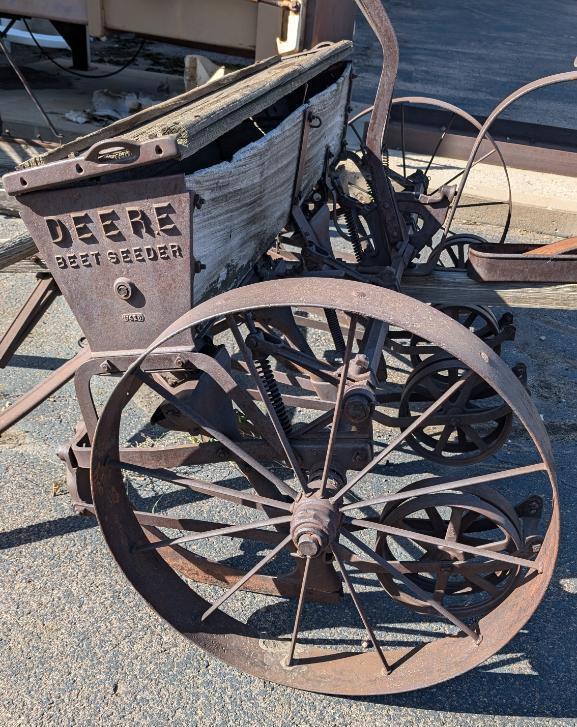 John Deere Beet Seeder