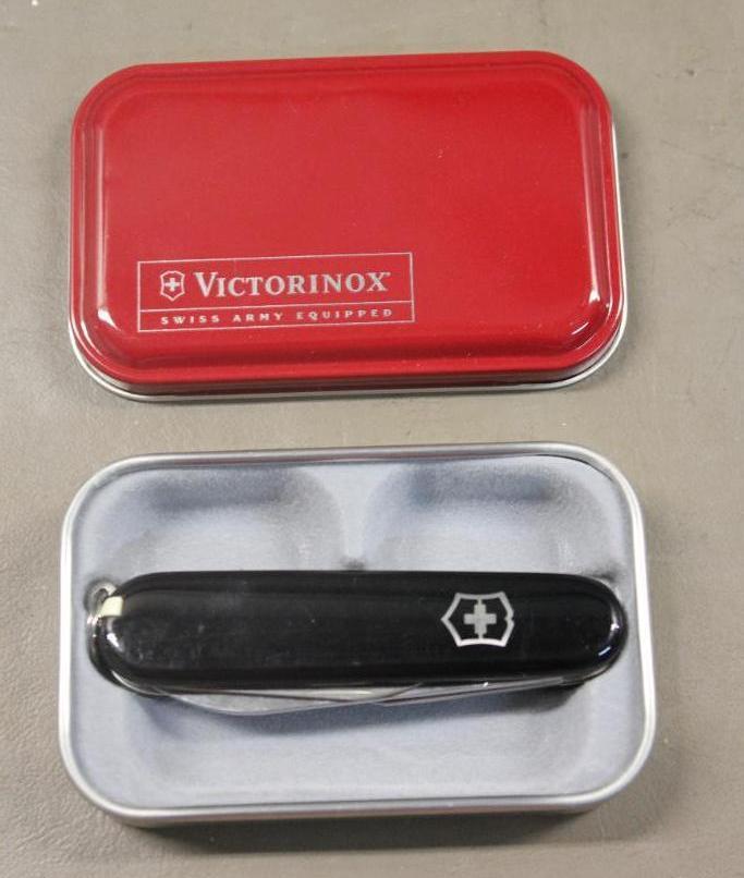 Victorinox 4-Tool Folding Knife with Tin