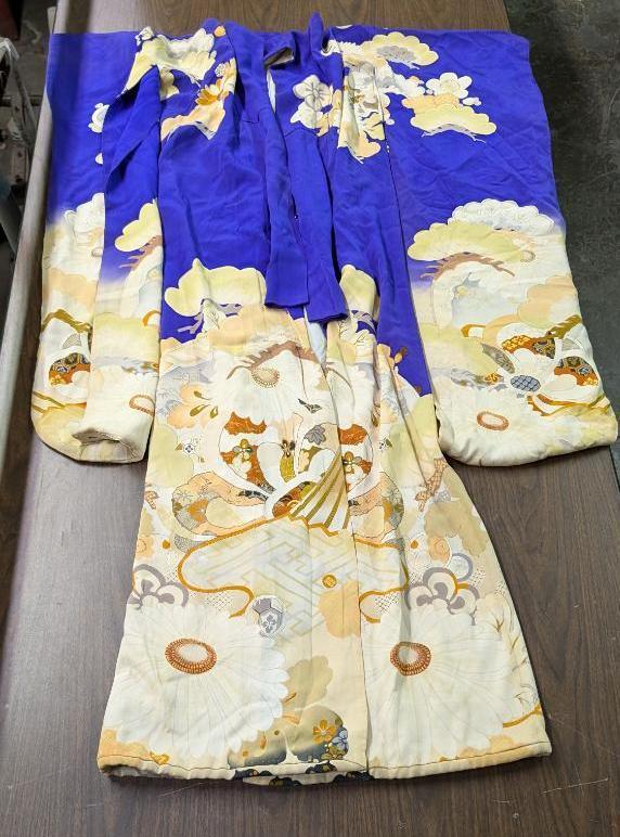 Kimonos and Silk
