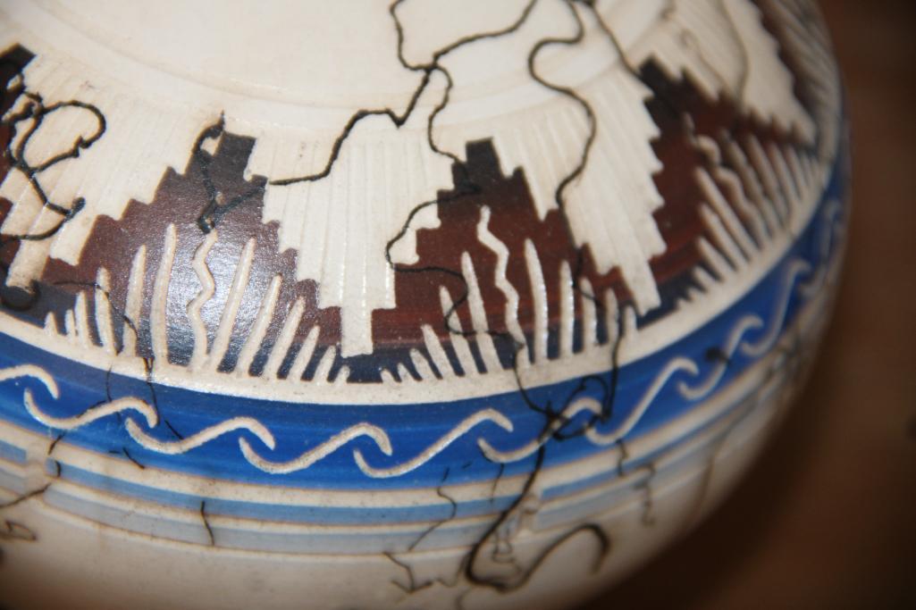 Gorgeous Navajo Horsehair Pottery Vase, Signed on Bottom
