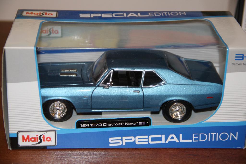 Masito and Motor Max Collectible Die Cast Cars New in Boxes