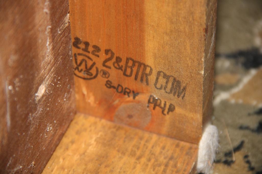 Beautiful Traditional Style, Hinged Lid Wood Trunk