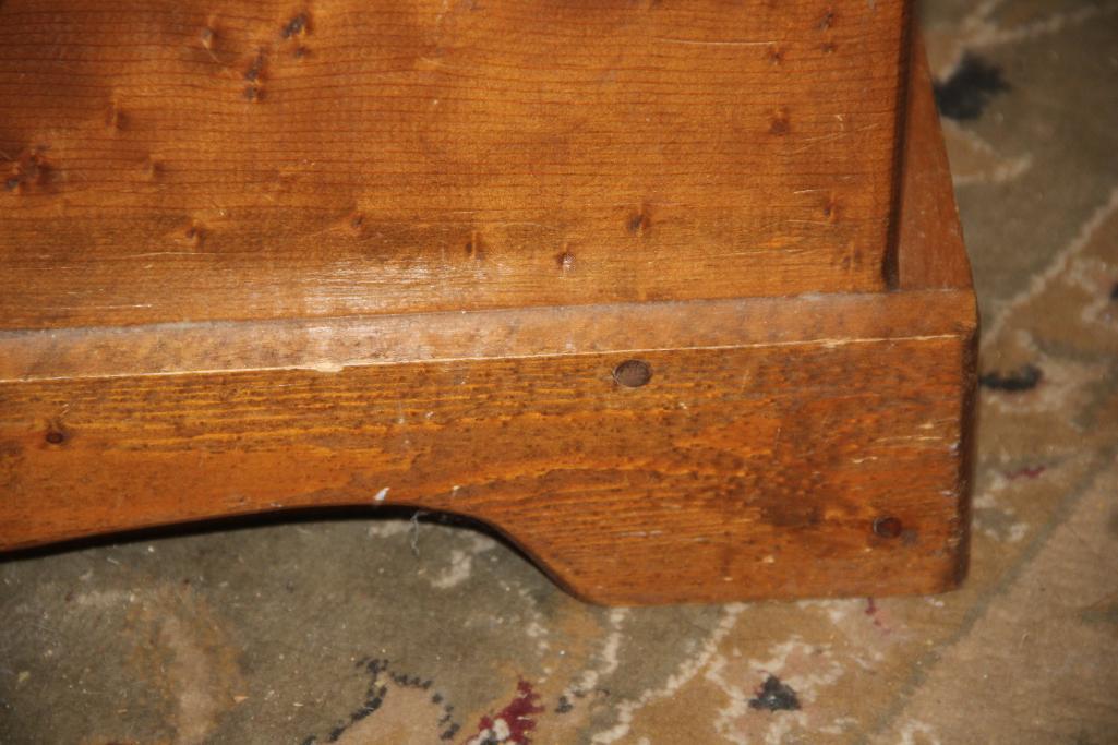 Beautiful Traditional Style, Hinged Lid Wood Trunk