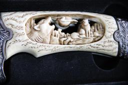 Pair of Hunting Knives with Bone-Style Handles