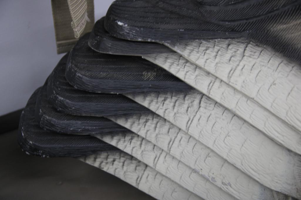 12 Canadian Goose Decoys and Mesh Sack