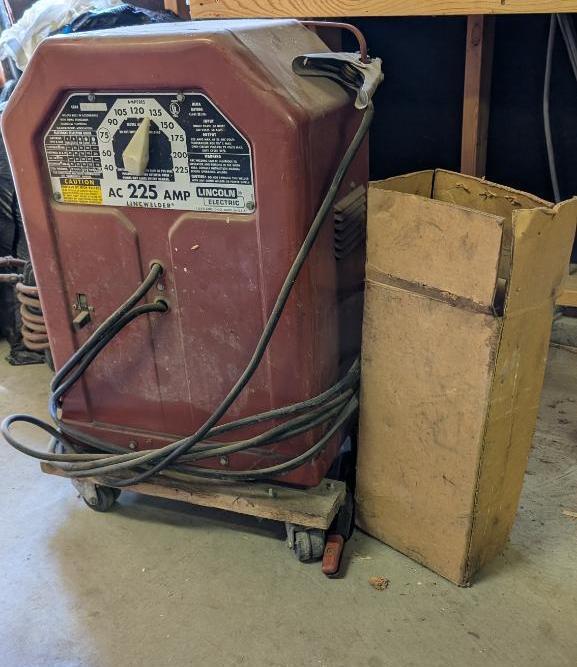 Lincoln 225 AC Welder w/ Rod