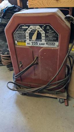 Lincoln 225 AC Welder w/ Rod