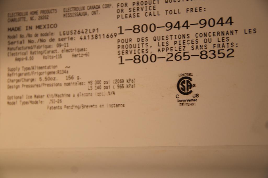 Frigidaire Gallery Side by Side Refrigerator/Freezer