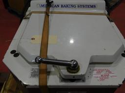 American Baking System Hydraulic Divider