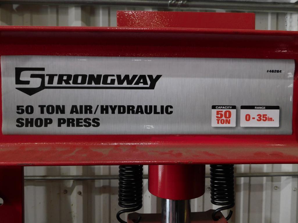 Strongway Hydraulic Press