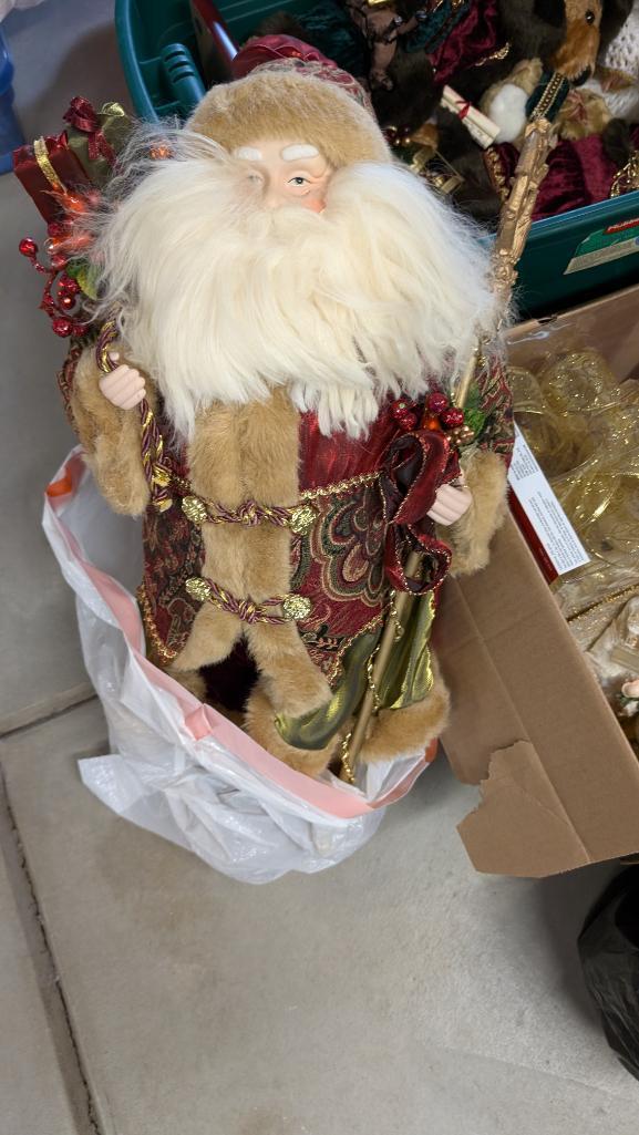 Santas and Toppers
