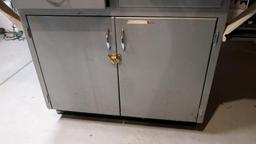 Free Standing Workstation