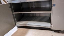 Free Standing Workstation