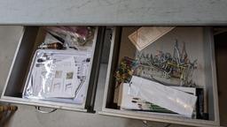 Free Standing Workstation