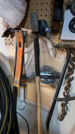 Contents of Bay 1 South Pegboard