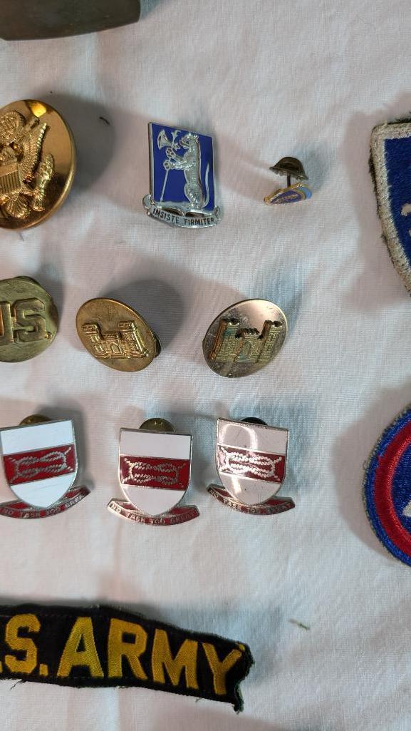 Military Patches and Pins