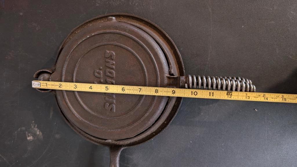 EC Simmons Keen Kutter Waffle Iron and Mini