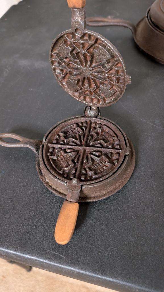 EC Simmons Keen Kutter Waffle Iron and Mini