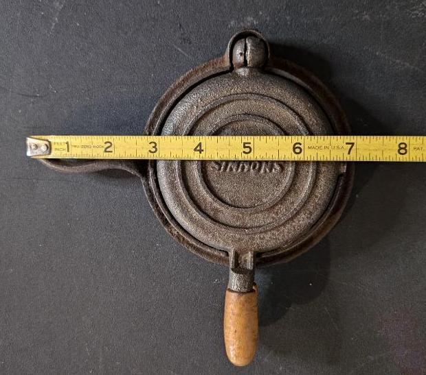 EC Simmons Keen Kutter Waffle Iron and Mini