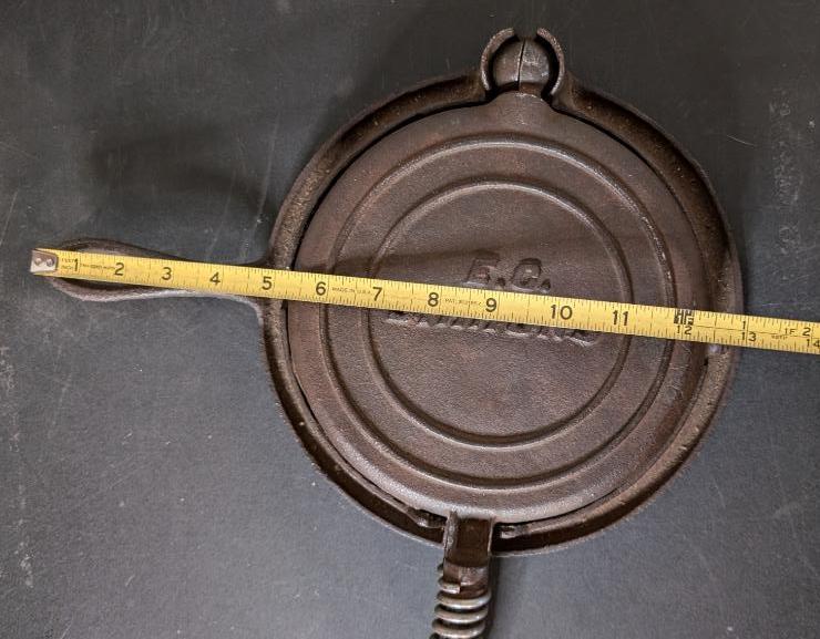 EC Simmons Keen Kutter Waffle Iron and Mini