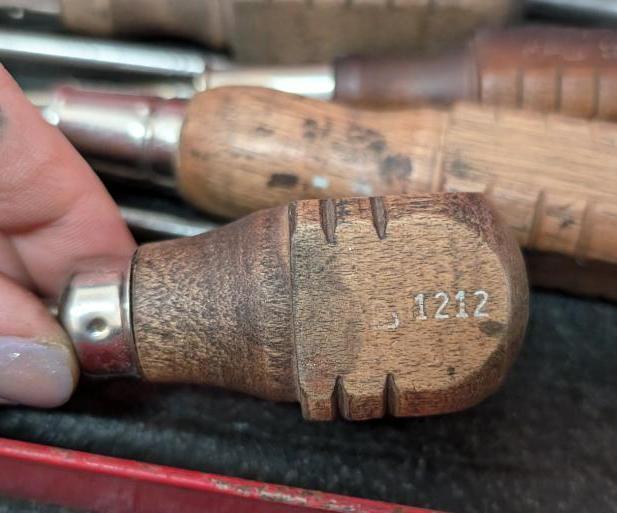 Wood Handle MAC Screwdriver Assortment