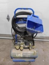 Marshalltown Texture Pump