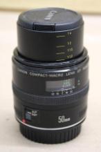 Canon Compact-Macro Lens EF 50mm 1:2.5