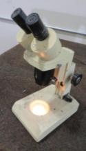 Microscope