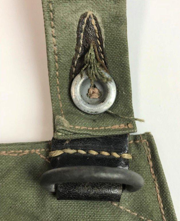 WW2 German M31 Canteens & Olive Bread Bag