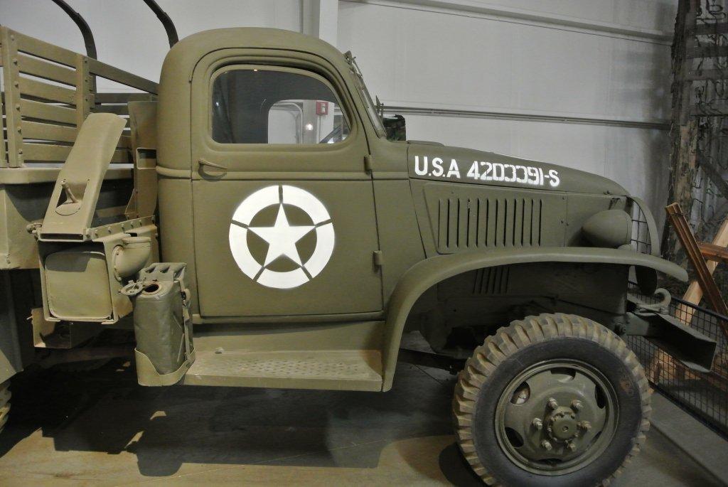 GMC CCKW-352 "Jimmy" Truck