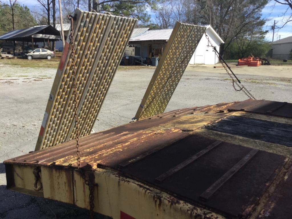 1968 Fontaine Semi Low Bed 25 Ton Trailer