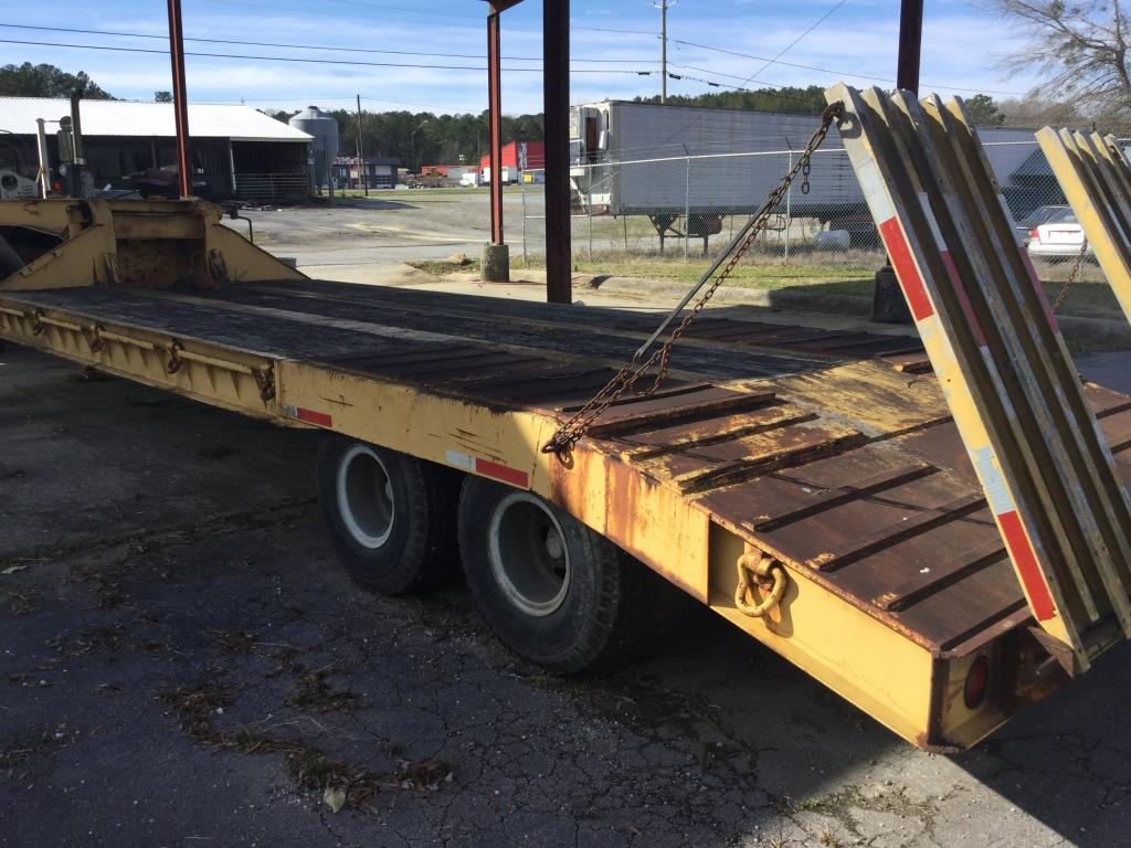 1968 Fontaine Semi Low Bed 25 Ton Trailer