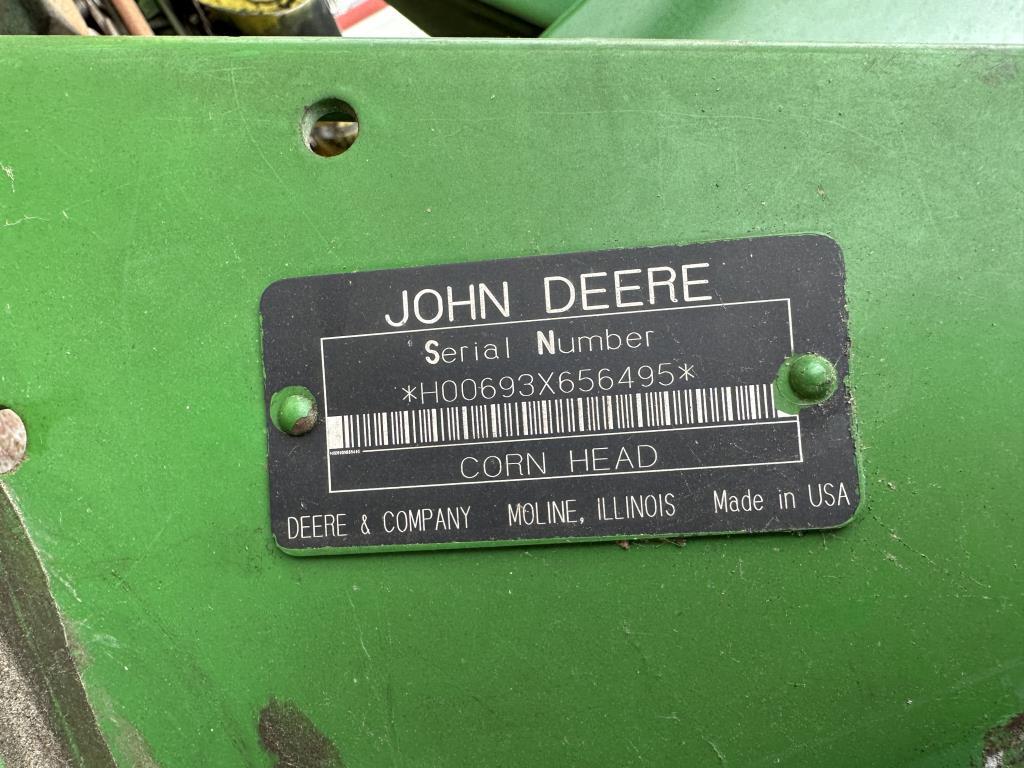 1994 John Deere 693