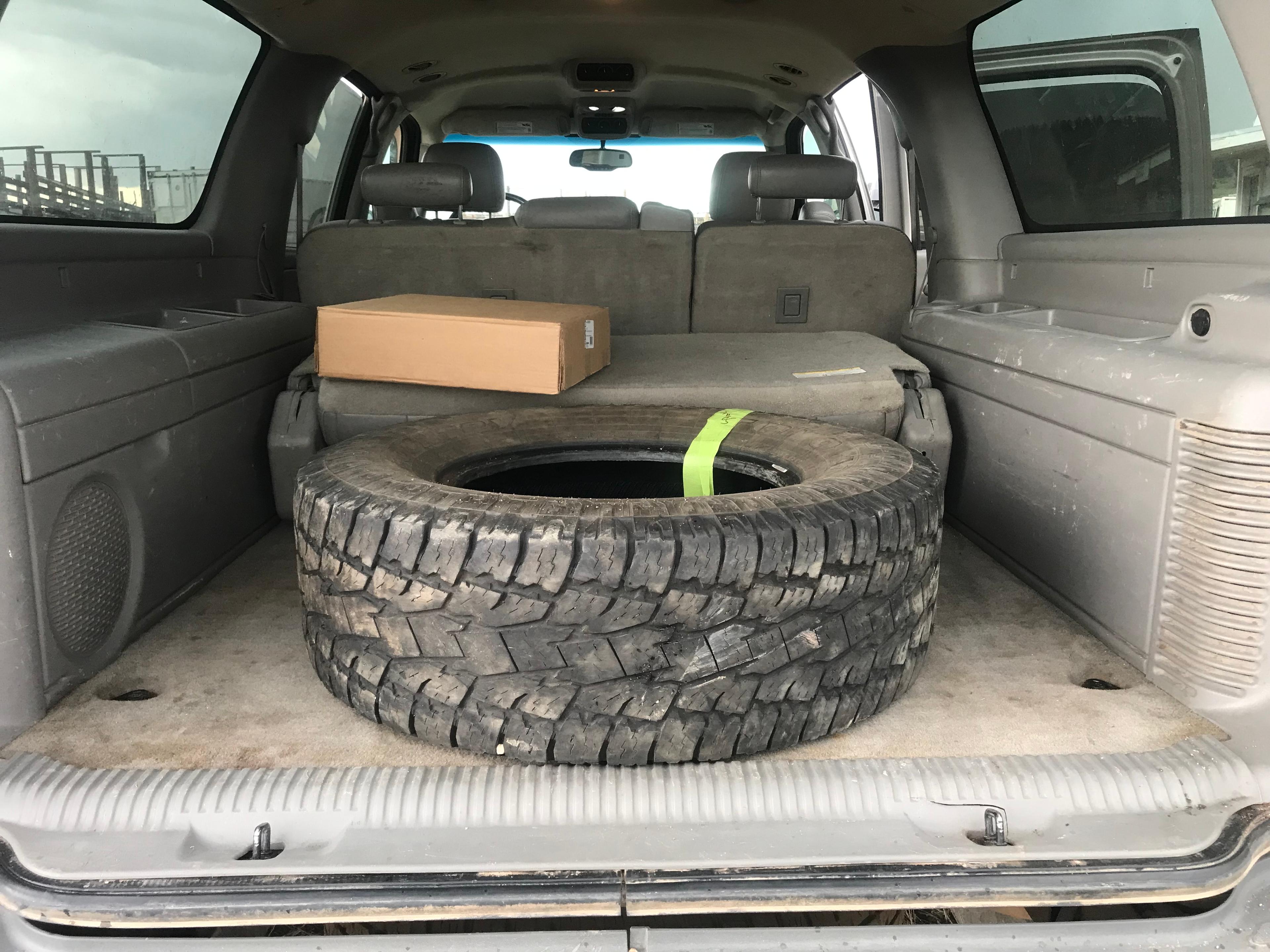 2005 CHEVY SUBURBAN 1500Z71